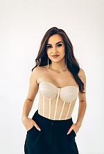 Vita , 27 years old – light brown hair,  brown eyes from Kyiv, Ukraine - Photo 1831601