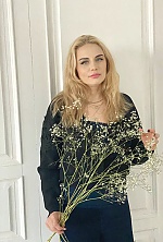 Ksenia , 42 years old – blonde hair,  hazel eyes from Los Angeles, United States - Photo 1831775