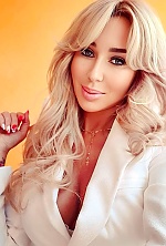 Julia , 49 years old – blonde hair,  green eyes from Miami, United States - Photo 1832172