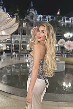 Olga , 48 years old – light brown hair,  green eyes from Los Angeles, United States - Photo 1939241