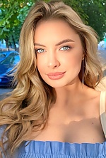 Nadezhda , 22 years old – light brown hair,  grey eyes from Dnipro, Ukraine - Photo 1837802