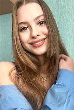 Anastasia , 20 years old – light brown hair,  brown eyes from Kyiv, Ukraine - Photo 1848061