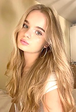 Diana , 20 years old – blonde hair,  green eyes from Kyiv, Ukraine - Photo 1849235