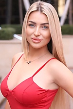 Viktoriia , 38 years old – blonde hair,  green eyes from Geneva, Switzerland - Photo 1854088