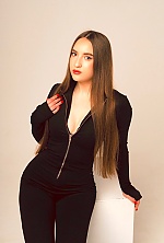 Anhelina , 19 years old – brunette hair,  grey eyes from Odesa, Ukraine - Photo 1854925