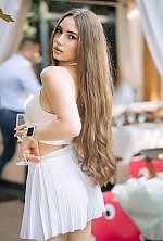 Milana , 21 years old – brunette hair,  green eyes from Kyiv, Ukraine - Photo 1858170
