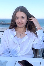 Kateryna , 25 years old – light brown hair,  blue eyes from Odesa, Ukraine - Photo 1863197