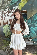 Viktoriia , 18 years old – brunette hair,  brown eyes from Ivano-Frankivsk, Ukraine - Photo 1931128