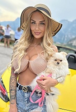 Elizabeth , 27 years old – blonde hair,  brown eyes from London, England - Photo 1866185