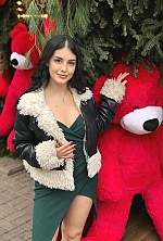 Polina , 18 years old – black hair,  green eyes from Ivano-Frankivsk, Ukraine - Photo 1873523