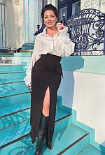 Marina , 45 years old – brunette hair,  grey eyes from Vienna, Austria - Photo 1904541