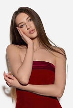 Nadiia , 21 years old – brunette hair,  brown eyes from Melitopol, Ukraine - Photo 1881816