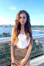 Daryna , 22 years old – brunette hair,  green eyes from Kharkiv, Ukraine - Photo 1884659