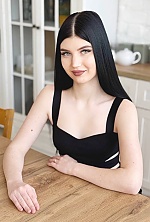 Diana , 20 years old – brunette hair,  grey eyes from Kremenchug, Ukraine - Photo 1903317