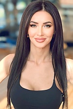 Yuliia , 46 years old – black hair,  green eyes from Rivne, Ukraine - Photo 1887924