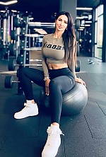 Yuliia , 46 years old – black hair,  green eyes from Rivne, Ukraine - Photo 1887926