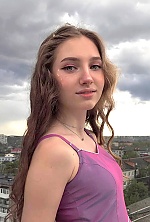 Olena , 23 years old – brunette hair,  green eyes from Annecy, France - Photo 1892322