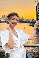 Tetiana , 40 years old – light brown hair,  grey eyes from London, England - Photo 1892628