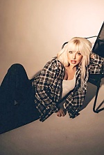 Anastasia , 40 years old – blonde hair,  brown eyes from London, England - Photo 1894562