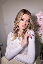 Alina , 26 years old – light brown hair,  green eyes from Vinnytsia, Ukraine - Photo 1895836