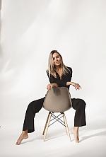 Olha , 41 years old – blonde hair,  brown eyes from Oxford, England - Photo 1898002
