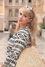 Olena , 49 years old – light brown hair,  green eyes from Odesa, Ukraine - Photo 1902626