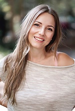Iryna , 43 years old – light brown hair,  hazel eyes from Los Angeles, United States - Photo 1908736