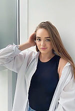 Viktoriia , 26 years old – light brown hair,  hazel eyes from Kyiv, Ukraine - Photo 1912131