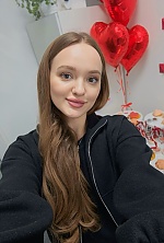 Viktoriia , 26 years old – light brown hair,  hazel eyes from Kyiv, Ukraine - Photo 2009146