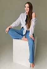 Viktoriia , 26 years old – light brown hair,  hazel eyes from Kyiv, Ukraine - Photo 2009157