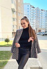 Viktoriia , 26 years old – light brown hair,  hazel eyes from Kyiv, Ukraine - Photo 1912138