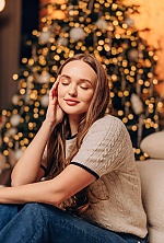 Viktoriia , 26 years old – light brown hair,  hazel eyes from Kyiv, Ukraine - Photo 2009137