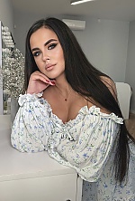 Dariia , 29 years old – black hair,  grey eyes from Kherson, Ukraine - Photo 1913316