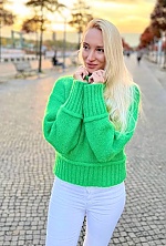 Khrystyna , 34 years old – blonde hair,  green eyes from Munich, Germany - Photo 1915096