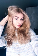 Kateryna , 22 years old – light brown hair,  green eyes from Vinnytsia, Ukraine - Photo 1921279