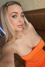 Marina , 25 years old – blonde hair,  grey eyes from Kyiv, Ukraine - Photo 2004060