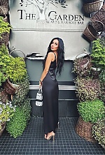 Yuliia , 39 years old – black hair,  blue eyes from Montreal, Canada - Photo 1924038