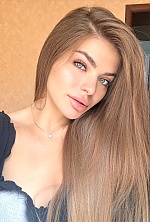 Mariana , 23 years old – light brown hair,  green eyes from Kryvyi Rih, Ukraine - Photo 1960085