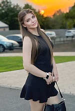 Mariana , 23 years old – light brown hair,  green eyes from Kryvyi Rih, Ukraine - Photo 1960090