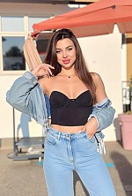 Alexandra , 34 years old – black hair,  brown eyes from Ottawa, Canada - Photo 1931176