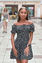 Alina , 32 years old – light brown hair,  green eyes from Kyiv, Ukraine - Photo 1934152