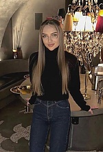 Julia , 27 years old – light brown hair,  grey eyes from Brussels, Belgium - Photo 1938184