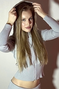 Gorgeous Aleksandra, 21 years old from Ukraine | ID: 2387472