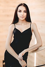 Maria , 24 years old – brunette hair,  black eyes from Kyiv, Ukraine - Photo 1938045