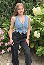 Yulia , 19 years old – light brown hair,  blue eyes from Ivano-Frankivsk, Ukraine - Photo 1940605
