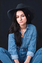 Nadezhda , 23 years old – black hair,  grey eyes from Sumy, Ukraine - Photo 1942892