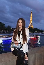 Anastasiia , 22 years old – brunette hair,  grey eyes from Linz, Austria - Photo 1944086