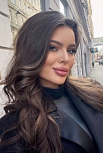 Anastasiia , 22 years old – brunette hair,  grey eyes from Linz, Austria - Photo 1944082