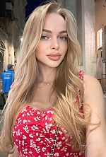 Liliya , 27 years old – light brown hair,  green eyes from Kyiv, Ukraine - Photo 1944746