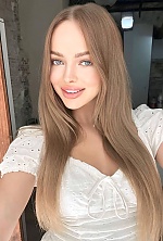 Liliya , 27 years old – light brown hair,  green eyes from Kyiv, Ukraine - Photo 1944752